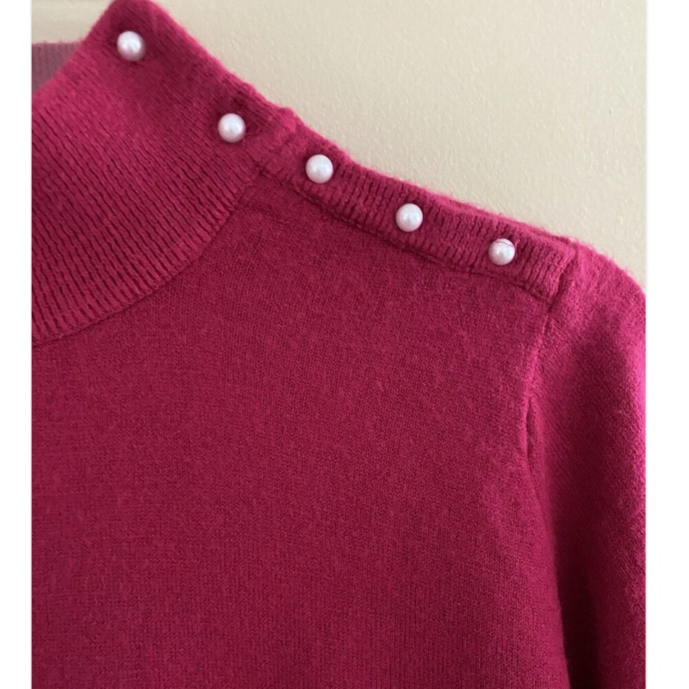 Designers Originals Womens 38 Fuchsia Mock Neck Pearl Buttons Knit Sweater